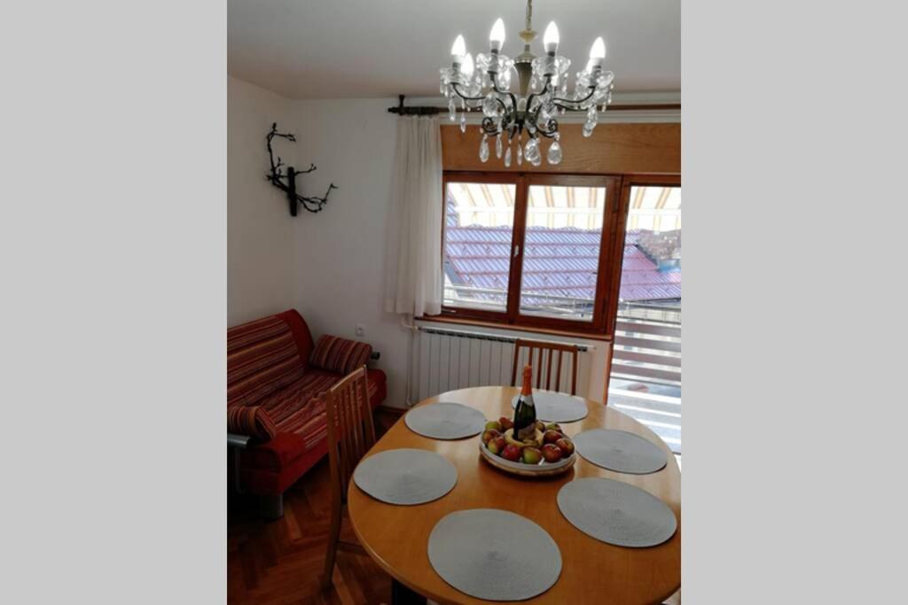 Ferienwohnung Zrm Center Idrija Exterior foto
